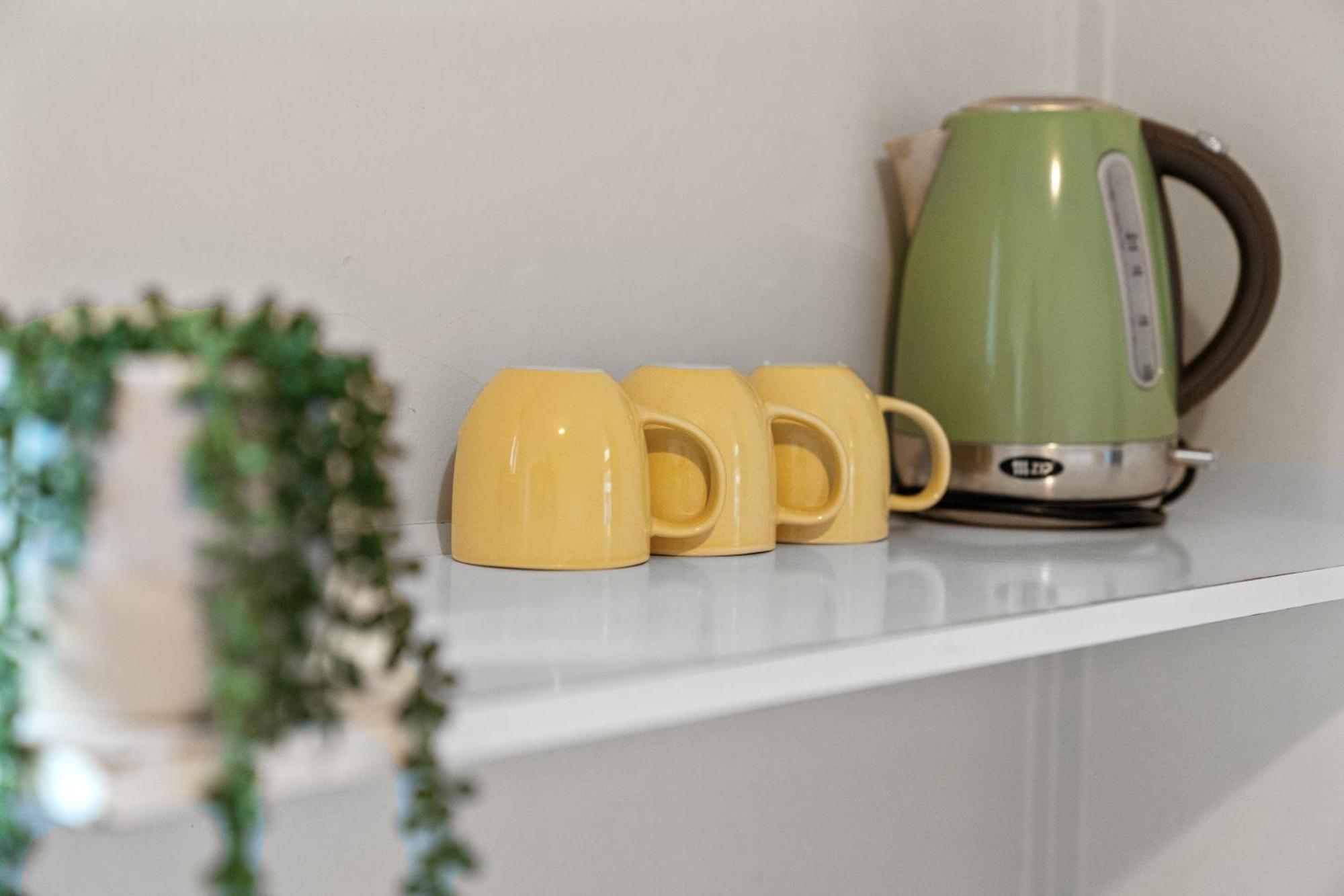 Tasman Holiday Parks Picton Dış mekan fotoğraf A kettle