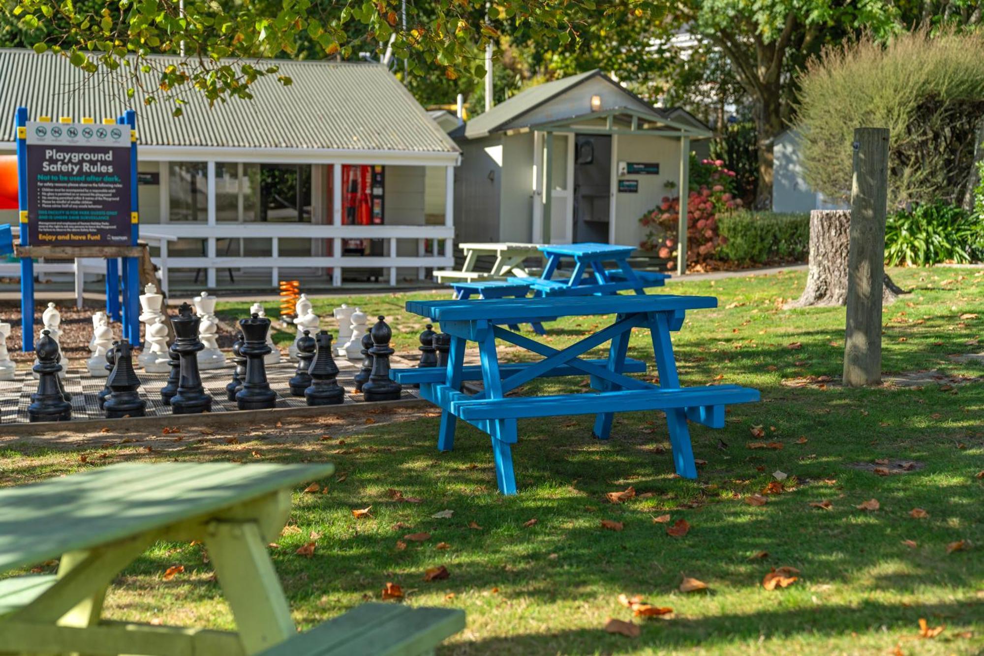 Tasman Holiday Parks Picton Dış mekan fotoğraf The cafe at the park