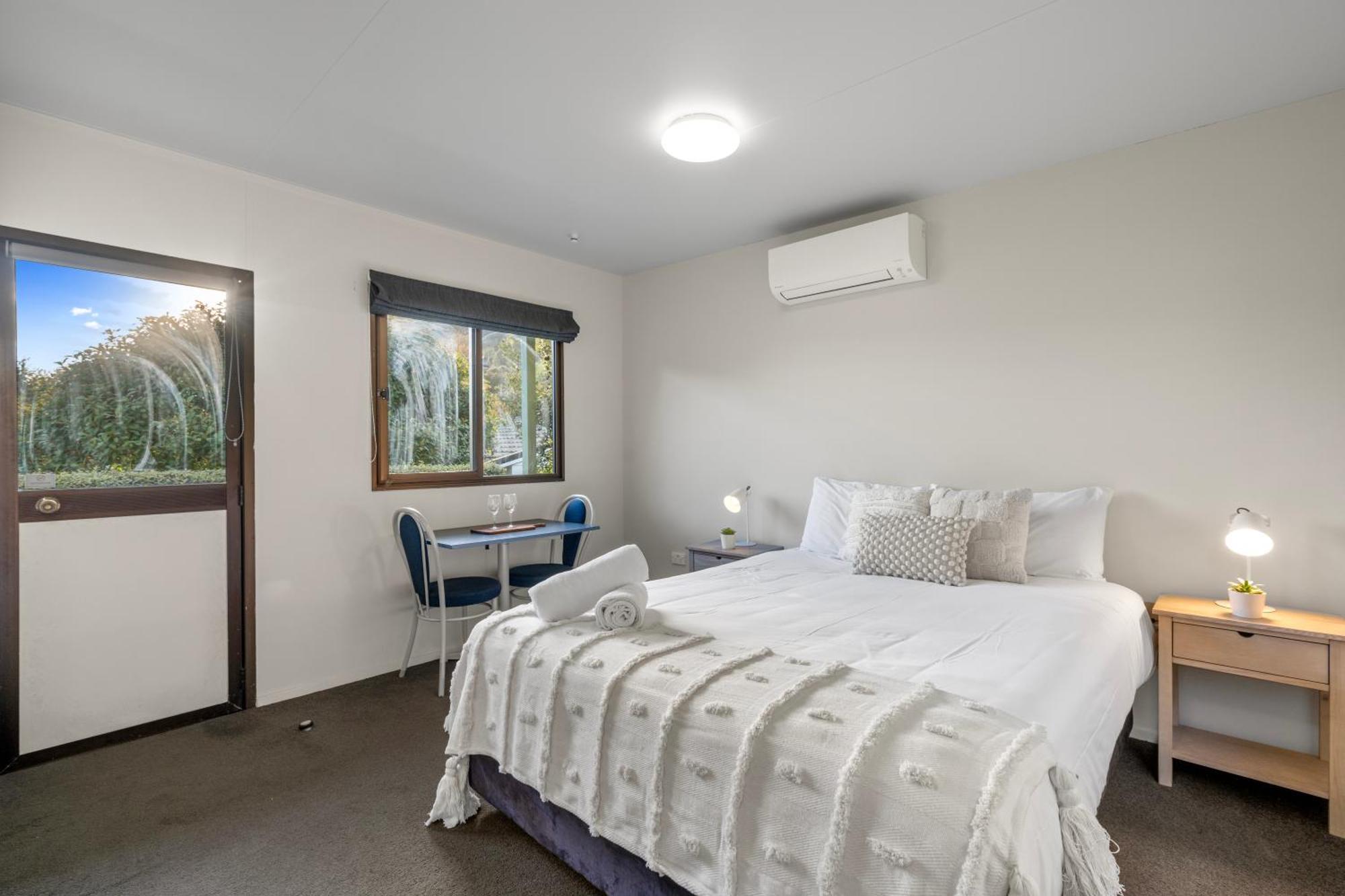 Tasman Holiday Parks Picton Dış mekan fotoğraf A room at the hotel